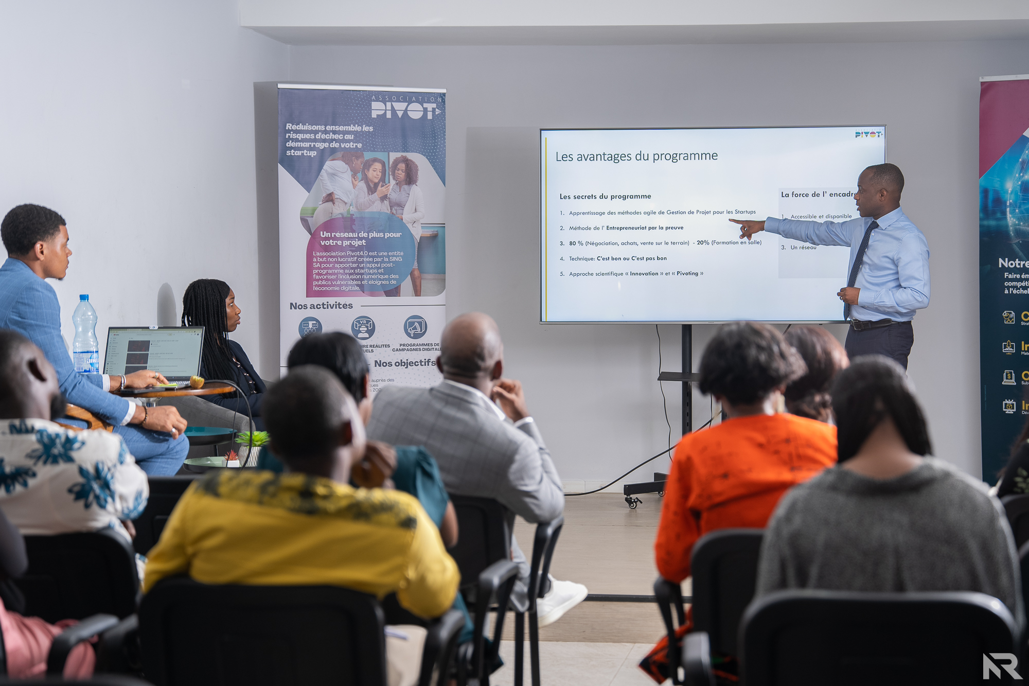 Photo de Cérémonie de lancement du programme Entreprendre au Féminin par l'association PIVOT 4.0